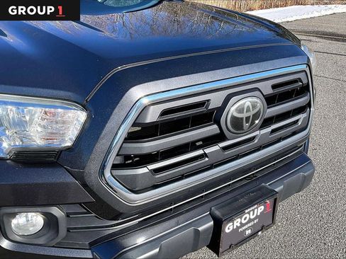 Certified 2019 Toyota Tacoma SR5 image 31