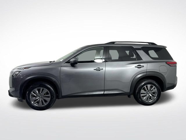Used 2025 Nissan Pathfinder SV AWD/4WD image 30