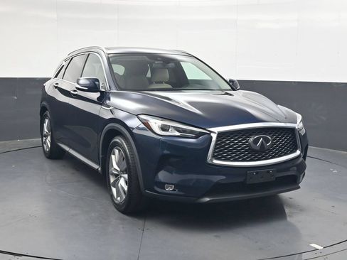 Used 2020 INFINITI QX50 Luxe w/ Navigation Package AWD/4WD image 2