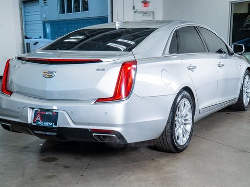 Used 2018 Cadillac XTS Luxury image 6