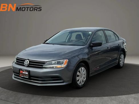 Used 2016 Volkswagen Jetta S FWD image 2