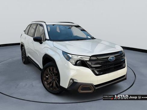Used 2025 Subaru Forester Sport AWD/4WD image 3
