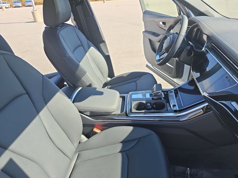 New 2026 Audi Q7 3.0T Premium Plus AWD/4WD image 10