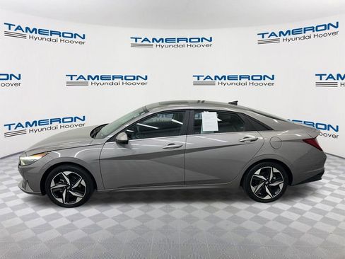 Used 2023 Hyundai Elantra Limited w/ Cargo Package FWD image 2