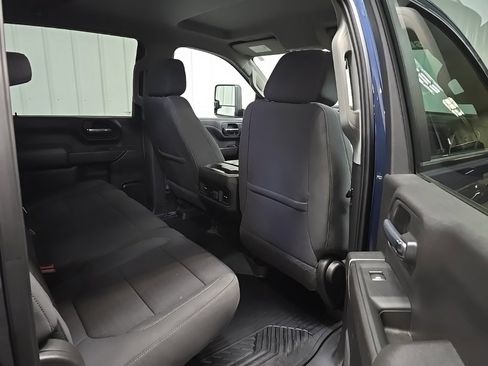 Used 2022 Chevrolet Silverado 3500 LT w/ Convenience Package image 17