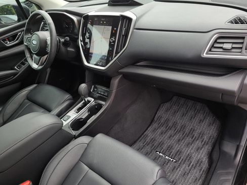Certified 2025 Subaru Ascent Limited AWD/4WD image 8