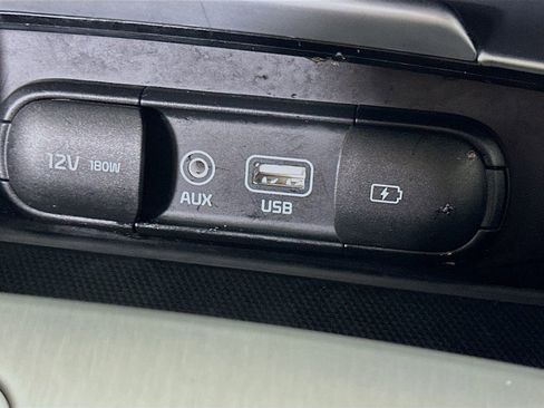 Used 2018 Kia Stinger GT1 image 32