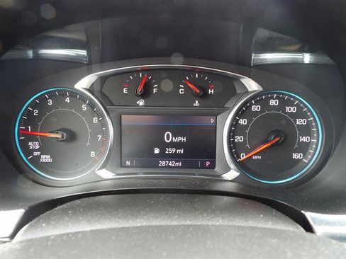 Used 2023 Chevrolet Traverse LT AWD/4WD image 17
