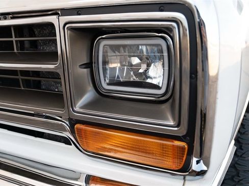 Used 1988 Dodge Ramcharger 4WD image 34