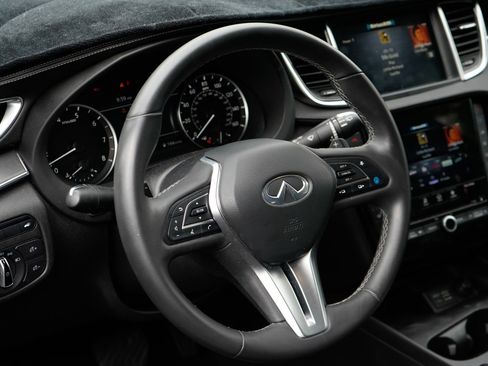 Used 2023 INFINITI QX50 Luxe AWD/4WD image 12