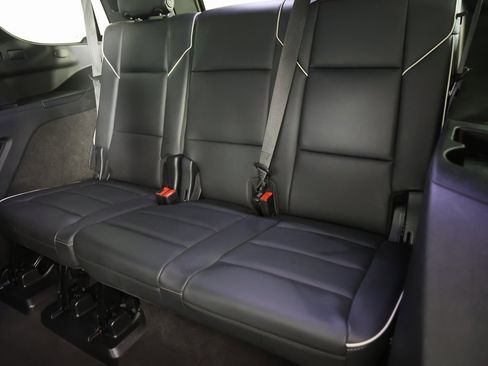 Used 2024 Cadillac Escalade Sport image 9