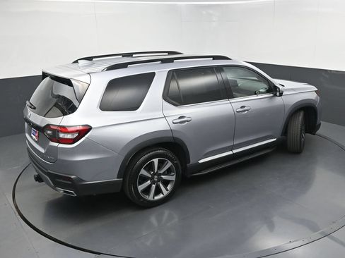 Used 2024 Honda Pilot Elite image 38