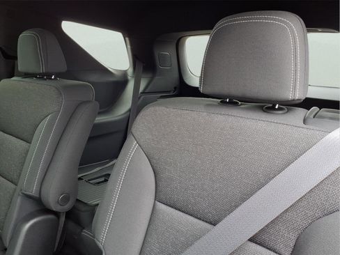 New 2026 Chevrolet Traverse LT w/ LPO, Floor Liner Package image 11