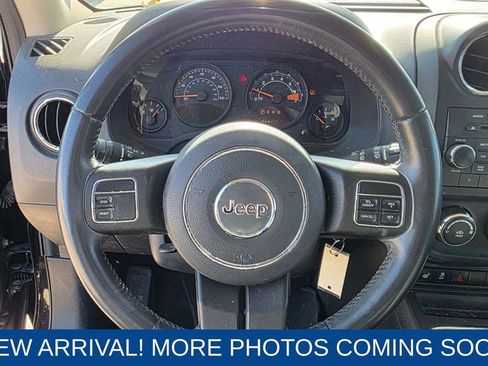 Used 2016 Jeep Patriot High Altitude image 15