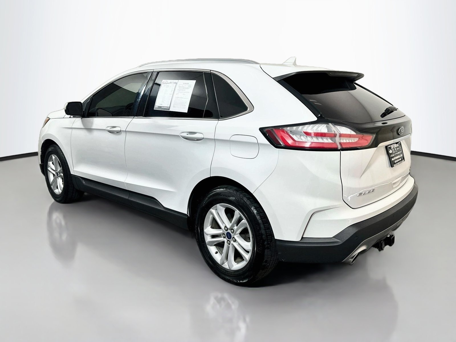 Used 2020 Ford Edge SEL w/ Convenience Package FWD image 5
