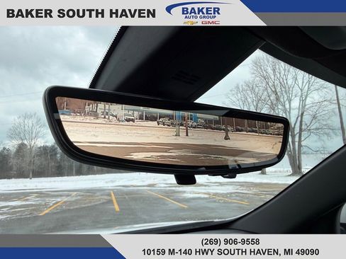 Used 2022 Chevrolet Traverse RS w/ LPO, Floor Liner Package image 29