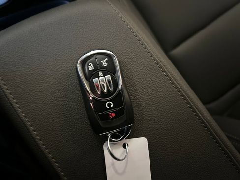 New 2026 Buick Envista Avenir FWD image 17