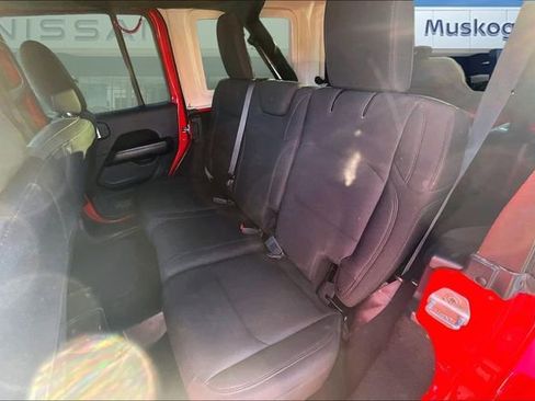 Used 2018 Jeep Wrangler Unlimited Sahara w/ LED Lighting Group image 19