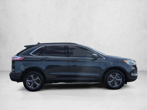 Used 2022 Ford Edge SEL w/ Sport Appearance Package AWD/4WD image 4