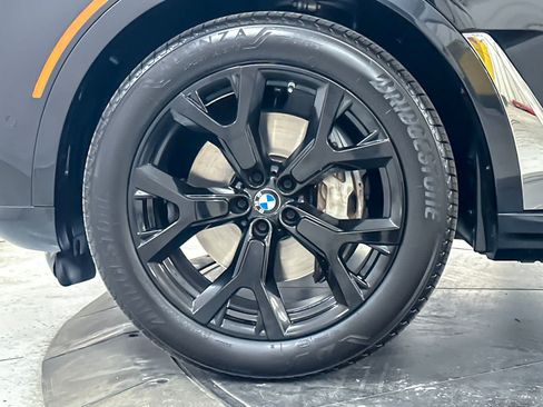 Used 2023 BMW X7 xDrive40i w/ Executive Package AWD/4WD image 27