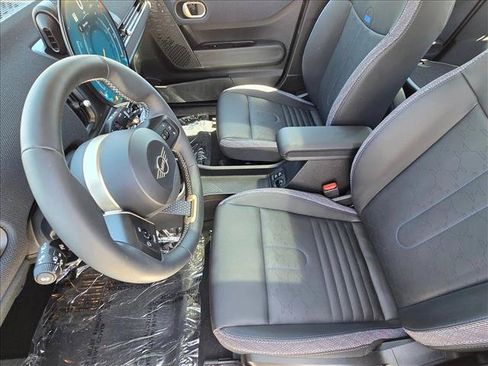 Used 2025 MINI Cooper S FWD image 12