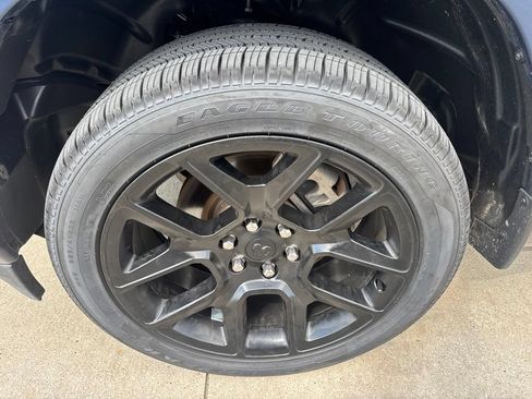 Used 2021 RAM 1500 Big Horn AWD/4WD image 5
