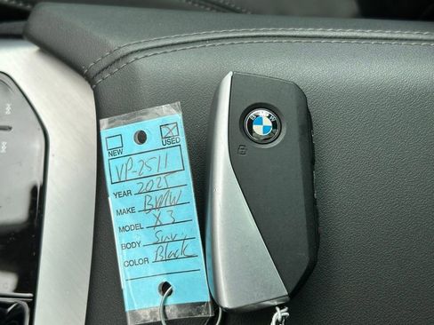 Used 2025 BMW X3 xDrive30i AWD/4WD image 52