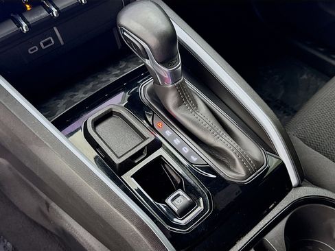 Used 2023 Chevrolet Colorado LT w/ LT Convenience Package image 17