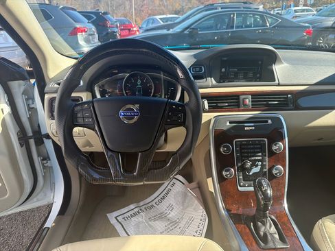 Used 2015 Volvo XC70 3.2 Platinum image 22