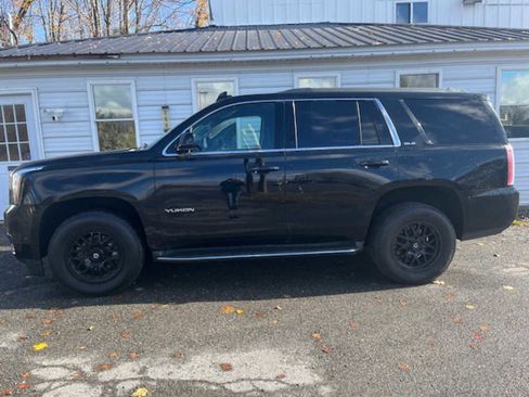 Used 2015 GMC Yukon SLE w/ Convenience Package image 2