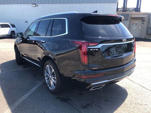 Used 2024 Cadillac XT6 Premium Luxury AWD/4WD image 5
