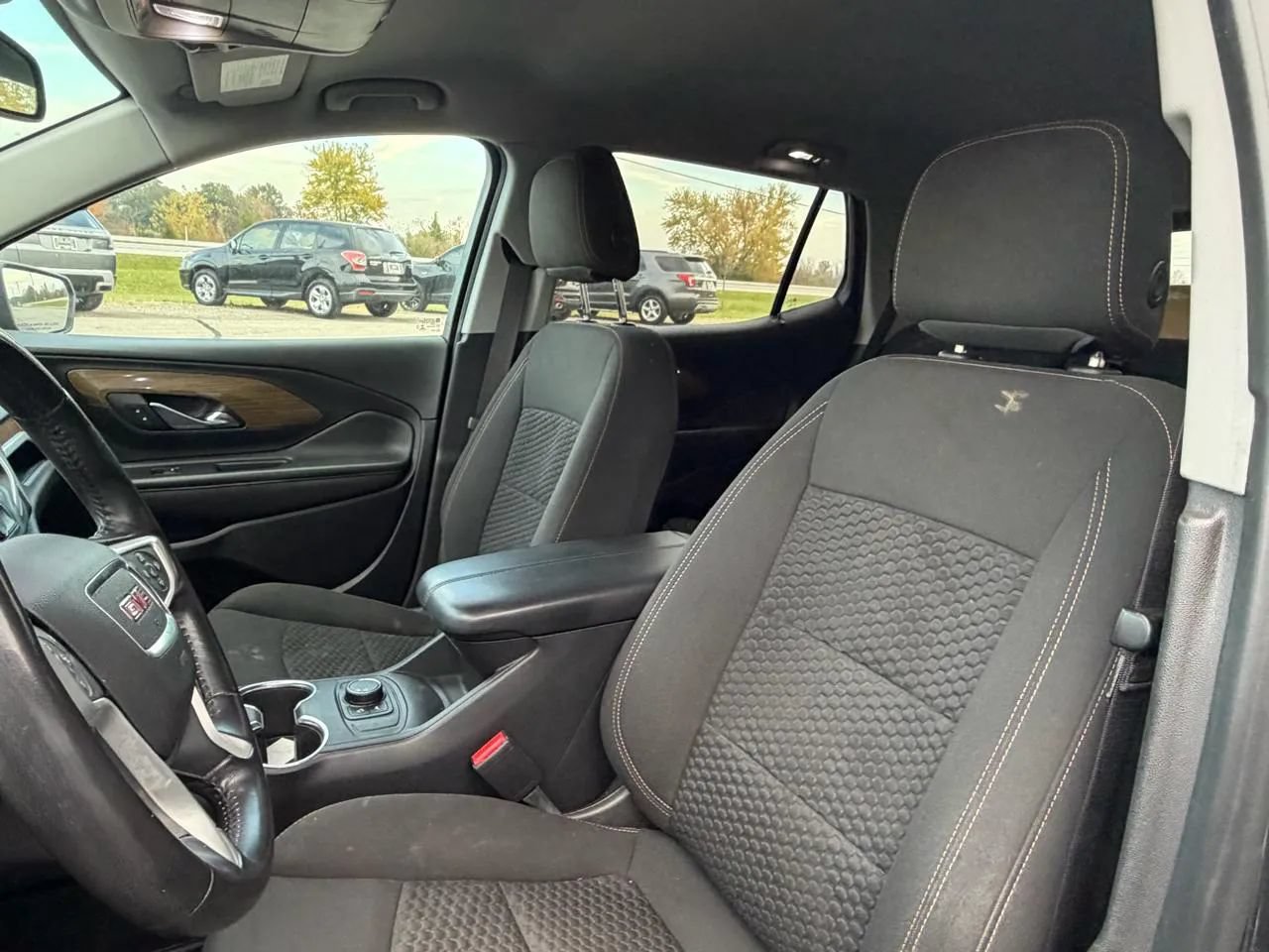 Used 2021 GMC Terrain SLE w/ Elevation Edition FWD image 8