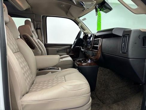New 2026 GMC Savana 2500 w/ Driver Convenience Package RWD image 25