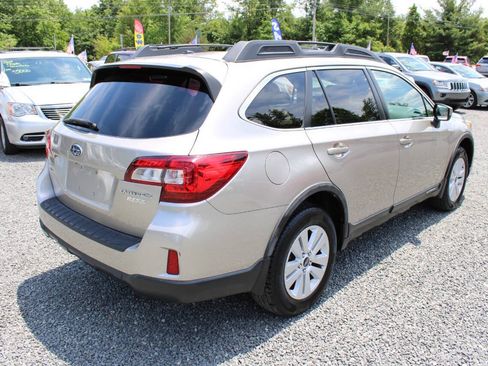 Used 2015 Subaru Outback 2.5i Premium AWD/4WD image 7