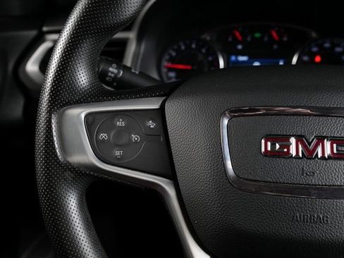 Used 2023 GMC Acadia SLE FWD image 20
