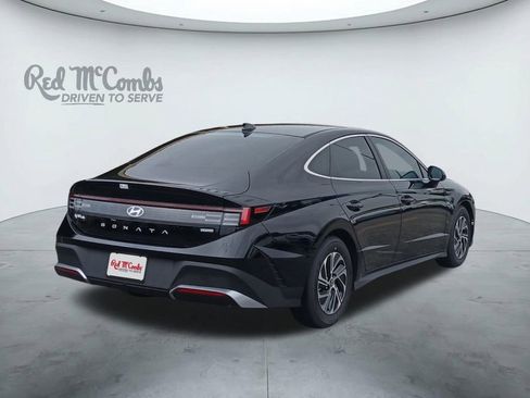 New 2026 Hyundai Sonata Blue FWD image 5