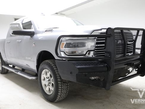 Used 2024 RAM 3500 Laramie AWD/4WD image 7