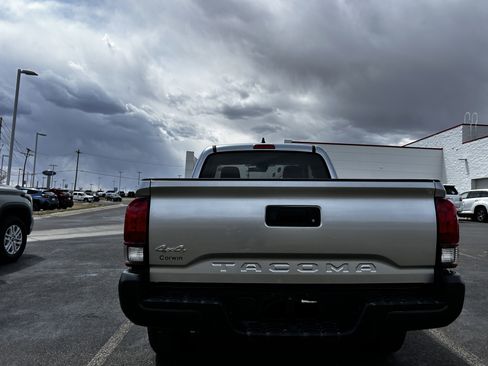 Certified 2023 Toyota Tacoma SR AWD/4WD image 3