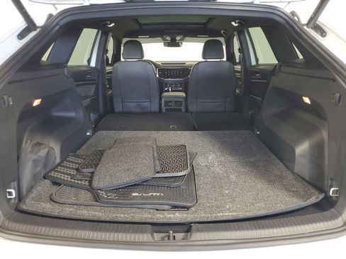 Used 2023 Volkswagen Atlas Cross Sport SEL R-Line image 27