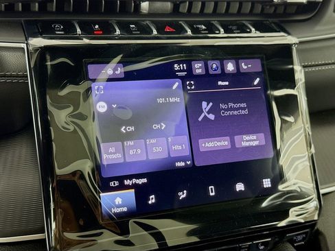 New 2025 Jeep Grand Cherokee Altitude image 36