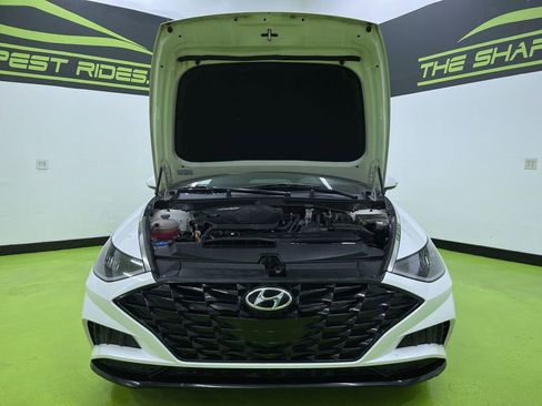Used 2022 Hyundai Sonata SEL w/ Convenience Package image 4