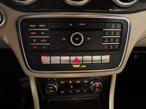 Used 2018 Mercedes-Benz CLA 250 4MATIC image 21