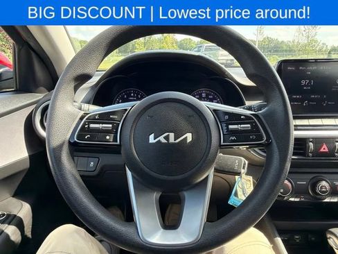 Used 2024 Kia Forte LXS FWD image 29