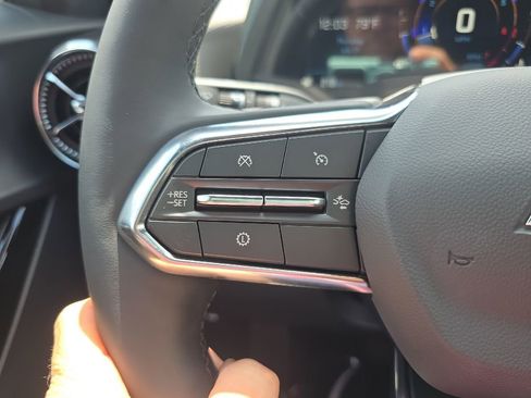 New 2026 Chevrolet Equinox LT w/ Convenience Package II image 31