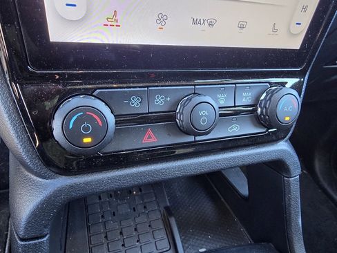 Used 2024 Ford Ranger XLT image 22