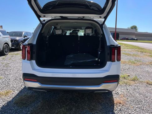 New 2026 Kia Sorento EX AWD/4WD image 12
