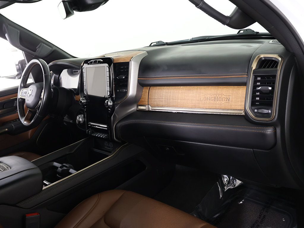 Used 2023 RAM 1500 Limited w/ Body-Colour Bumper Group AWD/4WD image 27