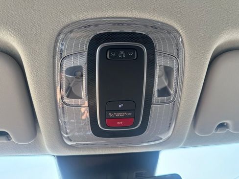Used 2025 Hyundai Kona SEL AWD/4WD image 10