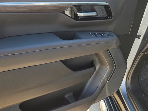 New 2026 Chevrolet Suburban LS w/ LPO, Dark Essentials Package image 13