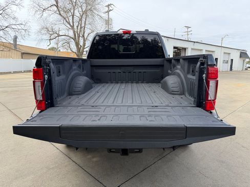Used 2022 Ford F250 Platinum AWD/4WD image 33